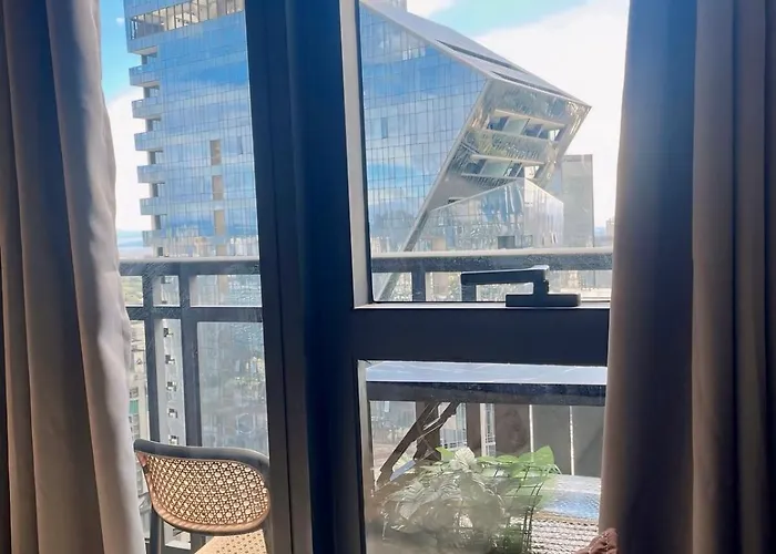 Apartment Skyline With Pool, Gym, Sauna Poblacion Makati