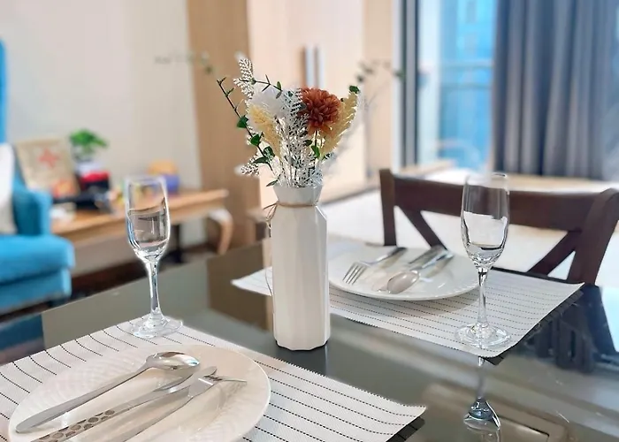 Skyline With Pool, Gym, Sauna Poblacion Makati Manila