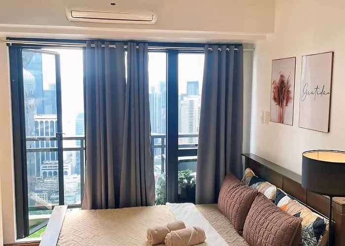Apartment Skyline With Pool, Gym, Sauna Poblacion Makati *