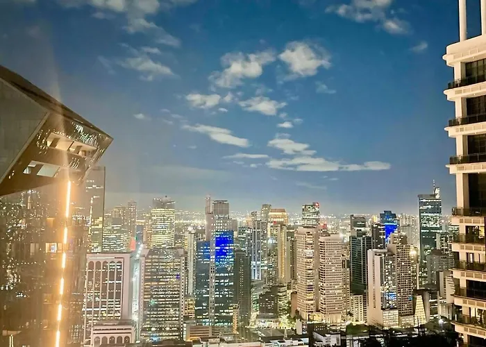 Skyline With Pool, Gym, Sauna Poblacion Makati Apartment Manila